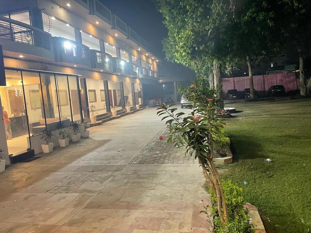 The Kedar Resort Mathura Zewnętrze zdjęcie